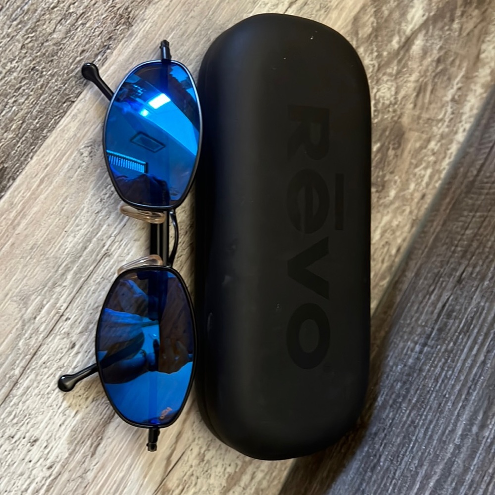 Revo H20 3012 001/62 51/19 135